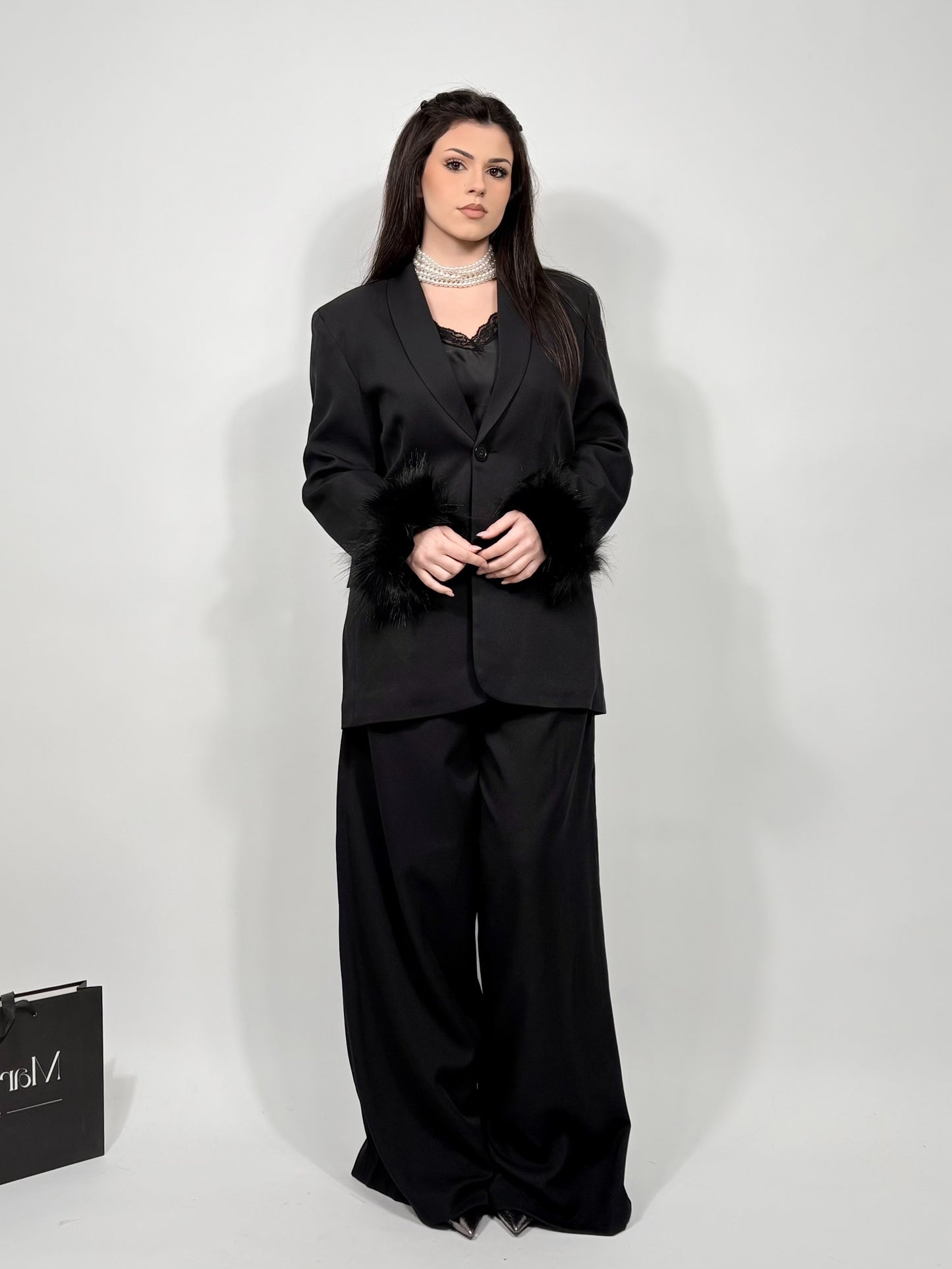 Tailleur Noir Plume
