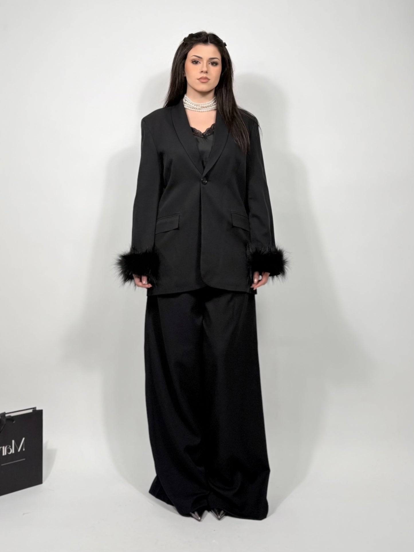 Tailleur Noir Plume