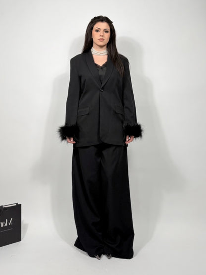 Tailleur Noir Plume