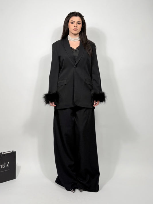 Tailleur Noir Plume